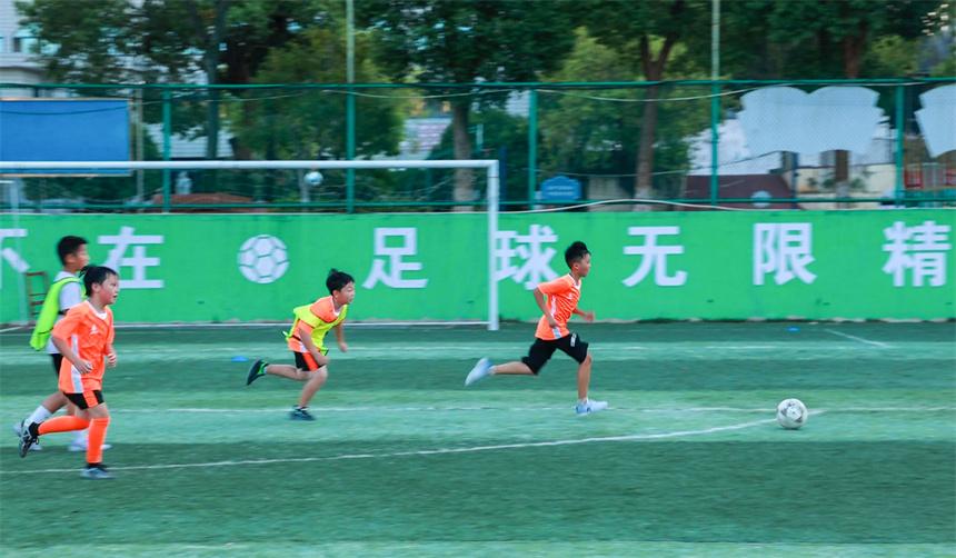 少年足球热, img, 赣超
